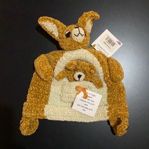 Knit kangaroo hat